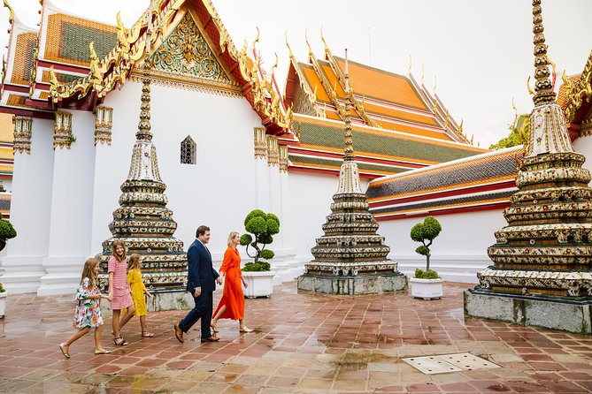 Private Vacation Photography Session With Local Photographer in Bangkok - Package Details