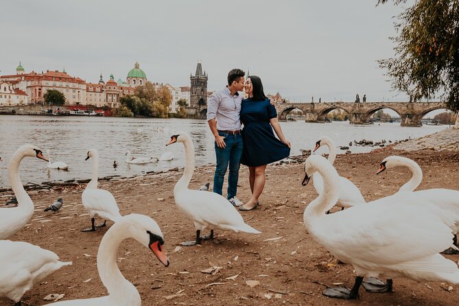 Private Vacation Photography Session With Local Photographer in Prague - Exploring Pragues Iconic Spots
