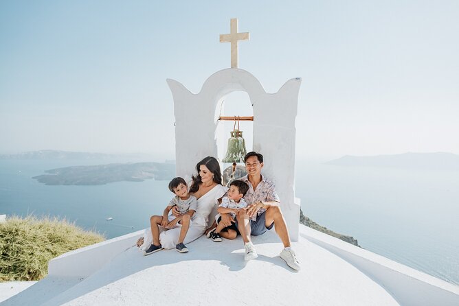 Private Vacation Photography Session With Local Photographer in Santorini - Capture Memories in Santorini