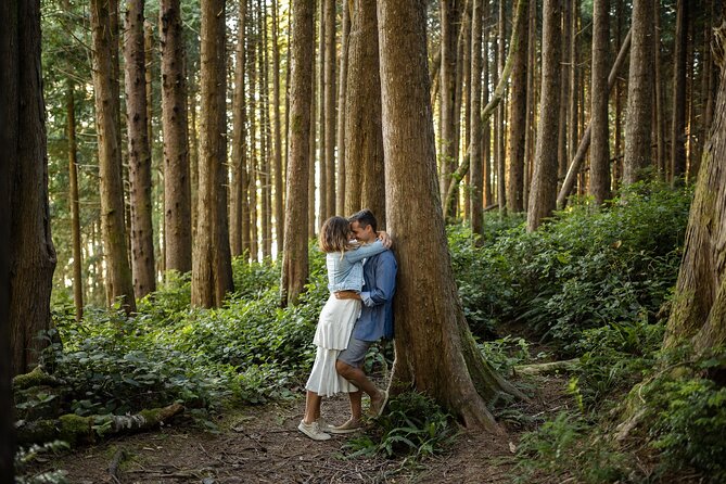 Private Vacation Photography Session With Local Photographer in Tofino - Capturing Memories