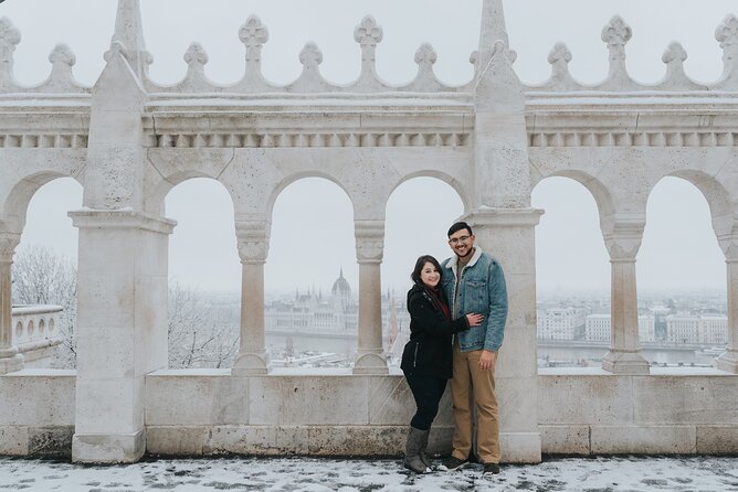 Private Vacation Photography Session With Photographer in Budapest - Meeting and Logistics