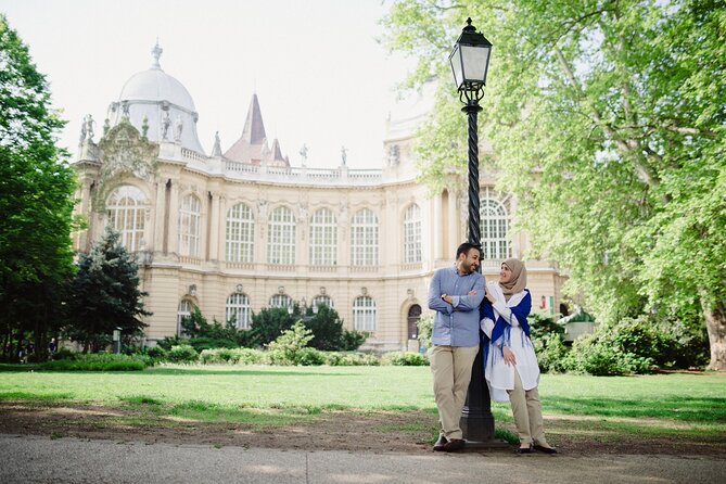 Private Vacation Photography Session With Photographer in Budapest - Booking Information and Reviews