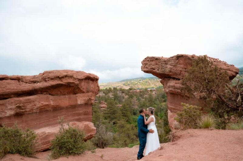 Private Vacation Photoshoot in Garden of the Gods - What to Expect from Your Photoshoot Experience
