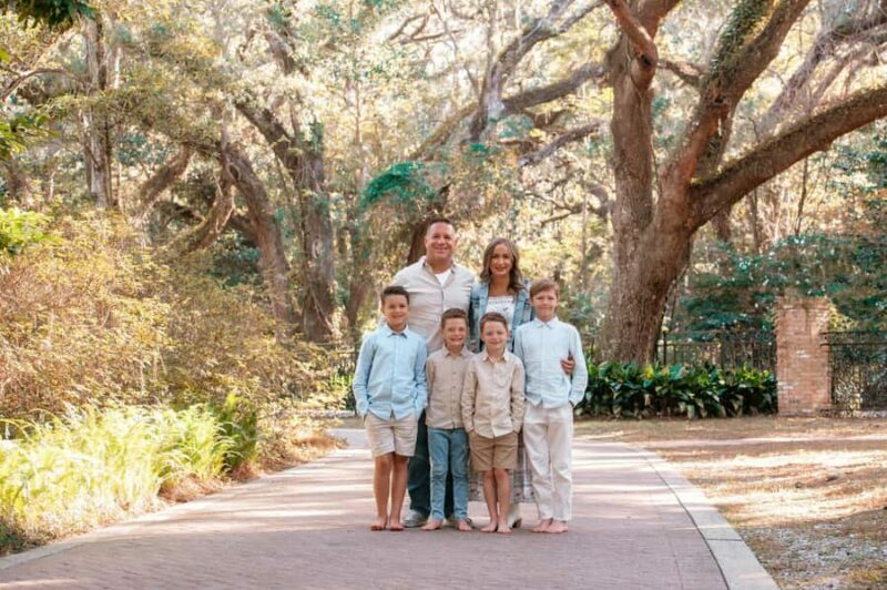 Private Vacation Photoshoot with Photographer in Charlotte - Comparing Similar Experiences