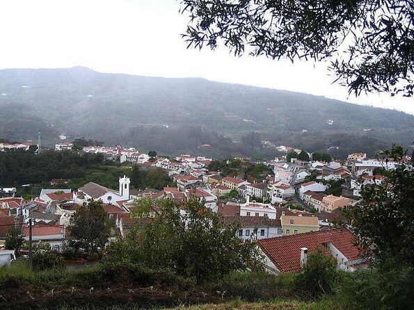 Private Van Tour To Silves Castle and Monchique Mountain - Quick Points
