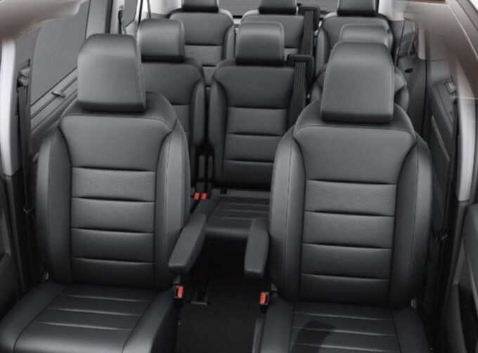 Private Van Transfer From Salzburg to Hallstatt One Way 1h - Accessibility Information