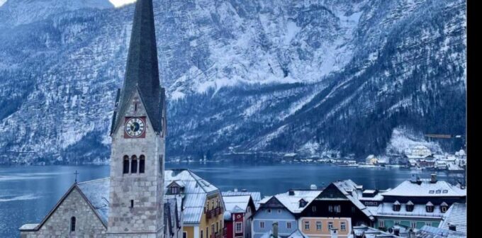 Private Van Transfer From Salzburg to Hallstatt One Way 1h - Validity Period