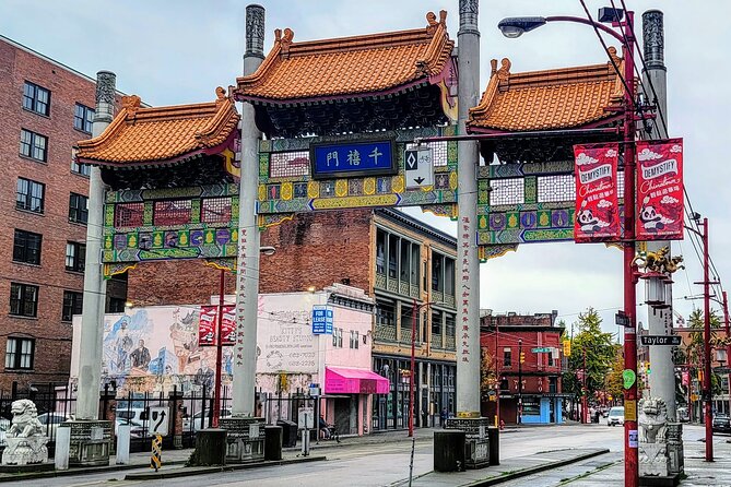 Private Vancouver ALL in ONE Full Day City Tour With 20 Attractions - Tour Duration and Accessibility