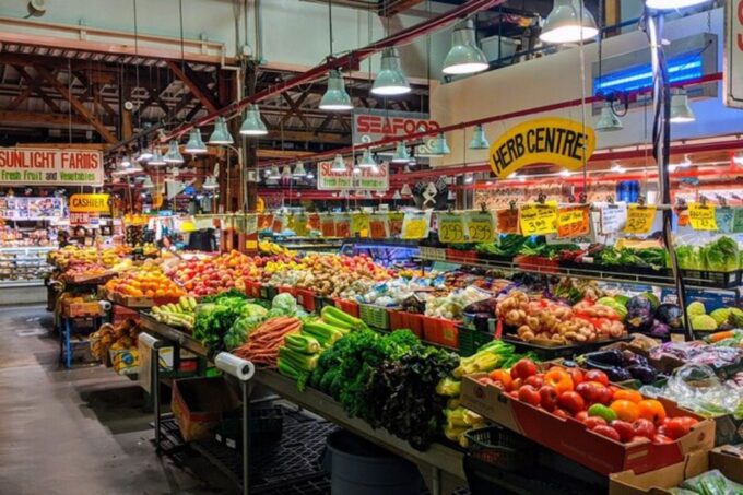 Private Vancouver ALL in ONE Full Tour With 20 Attraction - Granville Island Delicacies