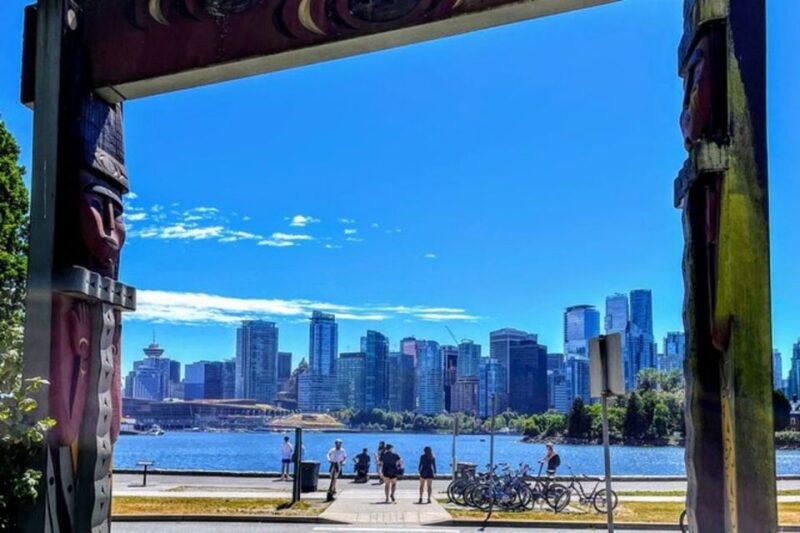 Private Vancouver Aquarium and Bloedel Conservatory Tour - Key Points