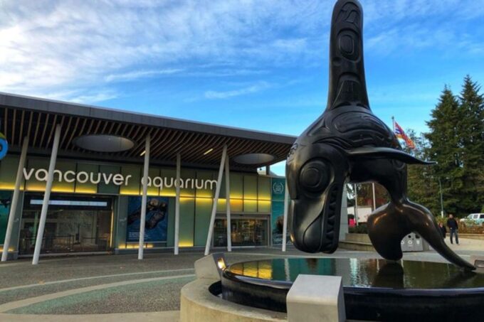 Private Vancouver Aquarium and Bloedel Conservatory Tour - Tour Guide Languages