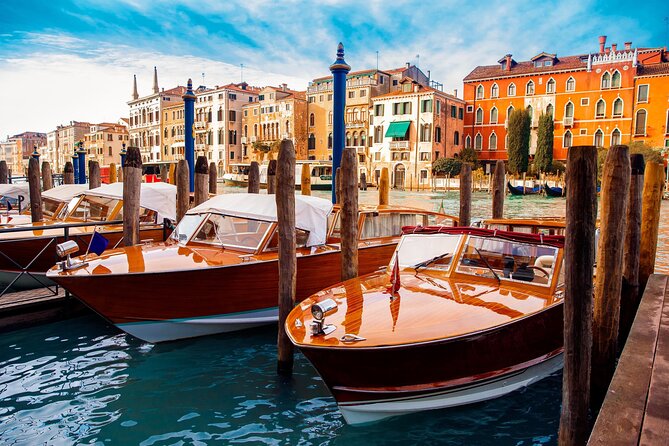 Private Venice Canal Cruise: 2-Hour Grand Canal and Secret Canals - Discovering the Jewish Ghetto