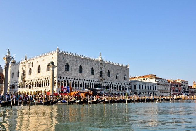Private Venice City Tour and Gondola Ride - Gondola Ride Experience