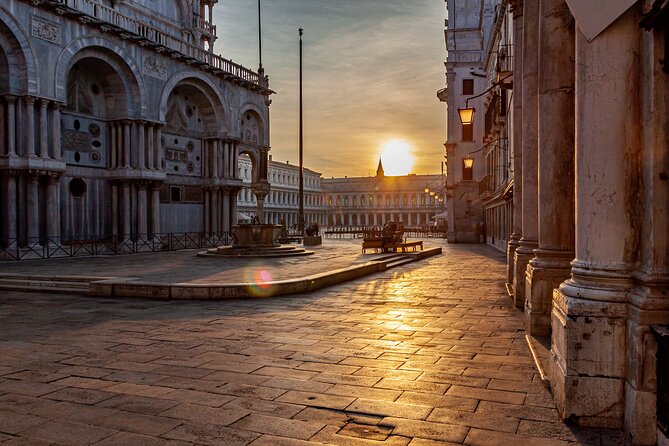 Private Venice of the Venetians Tour With Pickup - Meeting and Pickup