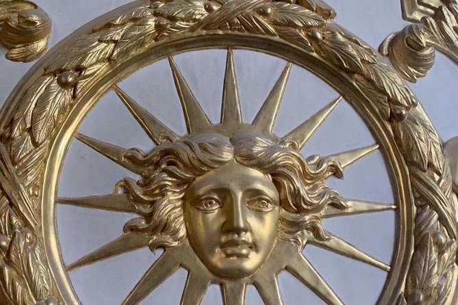 Private Versailles Tour With Guide + Round Trip Transport From Paris - Transportation Details