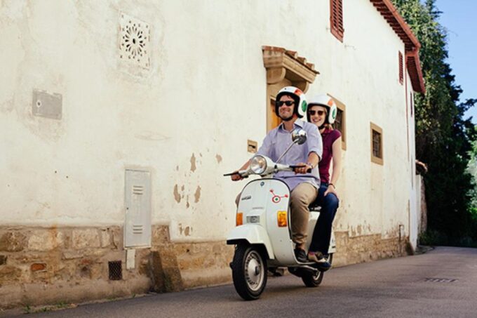 Private Vespa Tour: Florence and Surroundings - Wine and Brunch Break