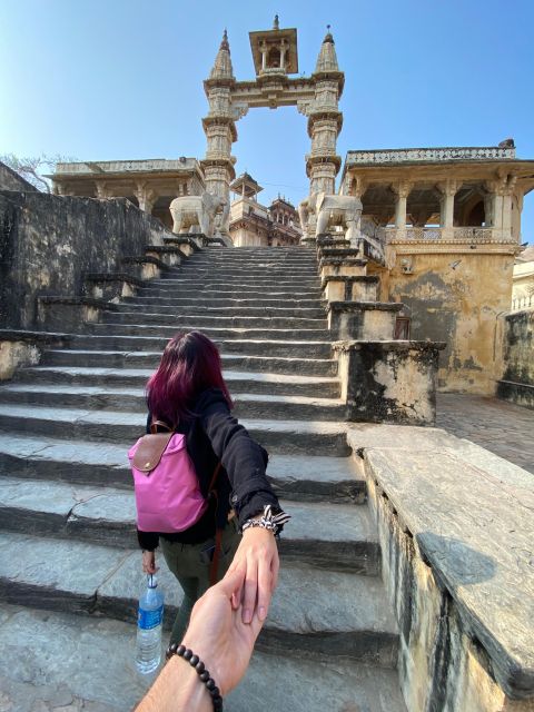 Private Village Tour By Jeep And Guide - Taking in Local Culture