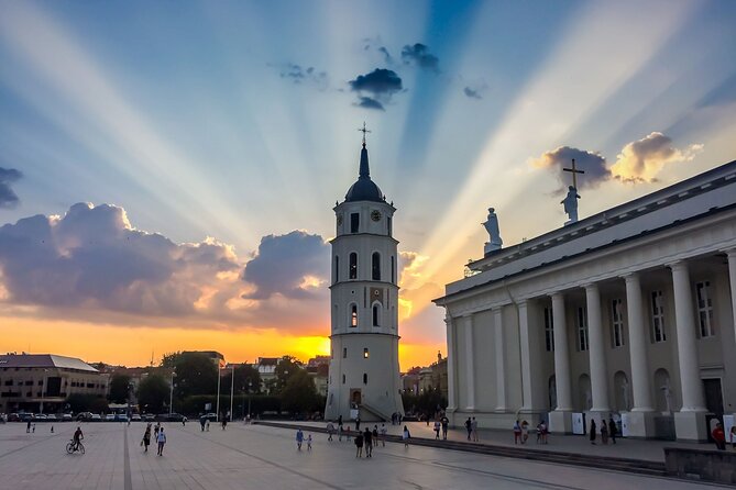Private Vilnius Old Town Walking Tour - Key Attractions