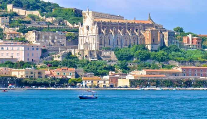 Private VIP Day Boat Cruise to Gaeta and Sperlonga - Boarding Procedures