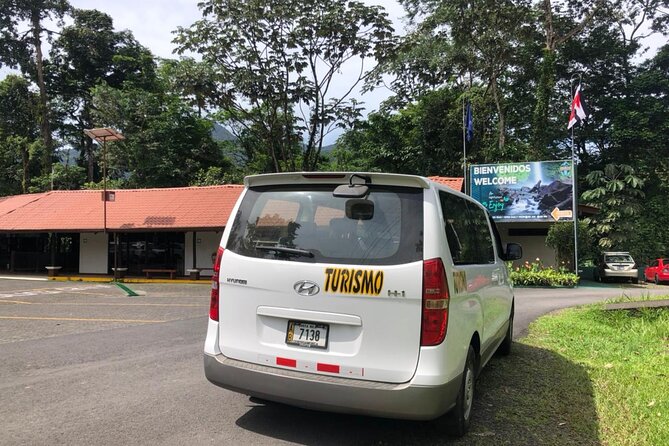 Private VIP Transfer From Liberia Airport to La Fortuna - Accessibility and Accommodations