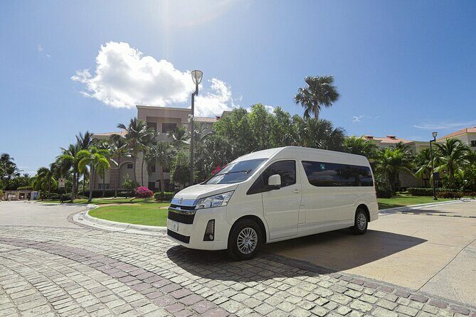Private VIP VAN Transfer PUJ Airport to/from Punta Cana Hotels - Key Points
