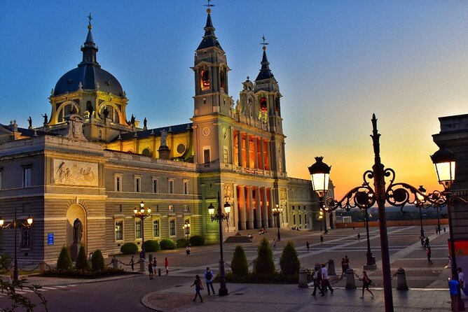 Private VIP Visit to the Royal Palace and City Tour, Madrid in Full - Additional Information