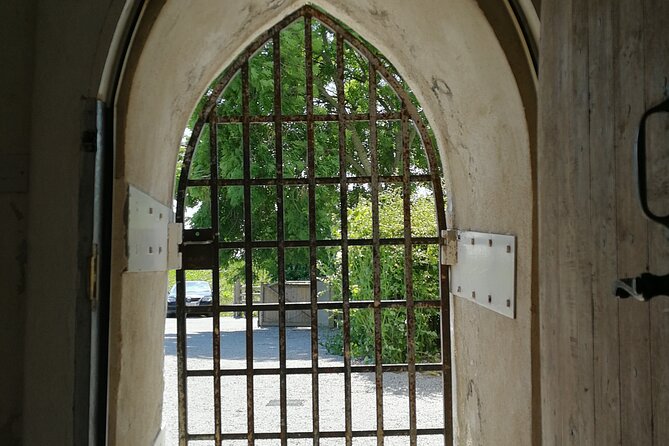 Private Visit in an Irish Castle Home - Location and Directions