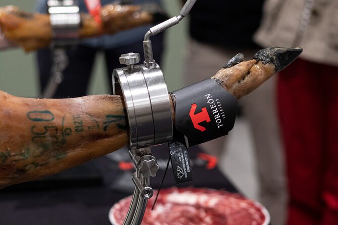 Private Visit to a Ham Factory With Show Cooking in Salamanca - What to Expect