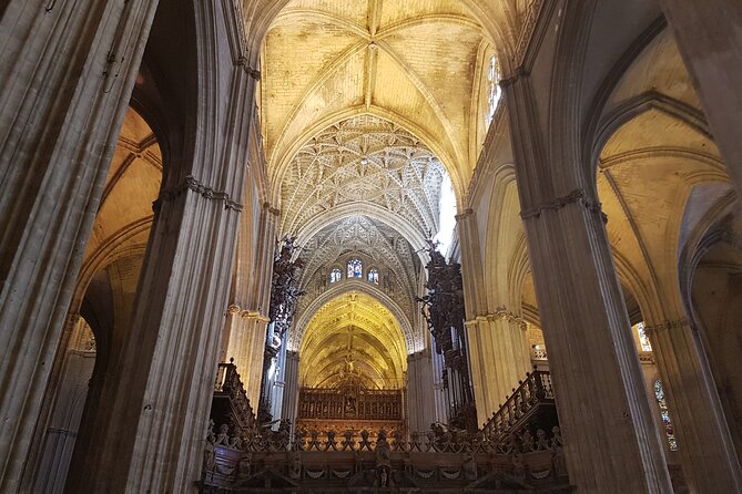 Private Visit to the Cathedral and Giralda of Seville - Health and Accessibility