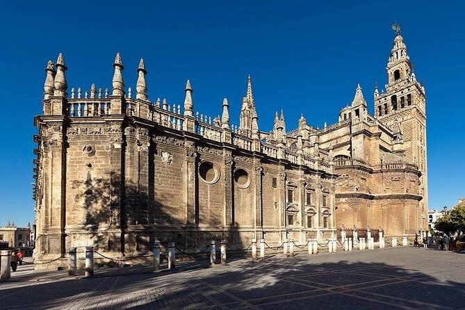 Private Visit to the Cathedral and Giralda of Seville - Meeting Points and Confirmation