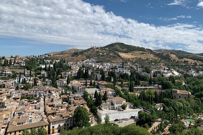 Private Visit to the Complete Alhambra Complex - Taking in the Islamic Legacy