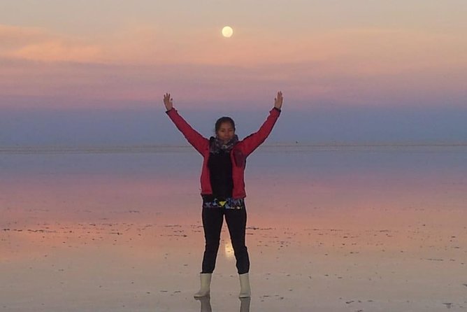 Private Volcano Tunupa and Uyuni Salt Flats Full-Day Tour From Uyuni - Pickup Information