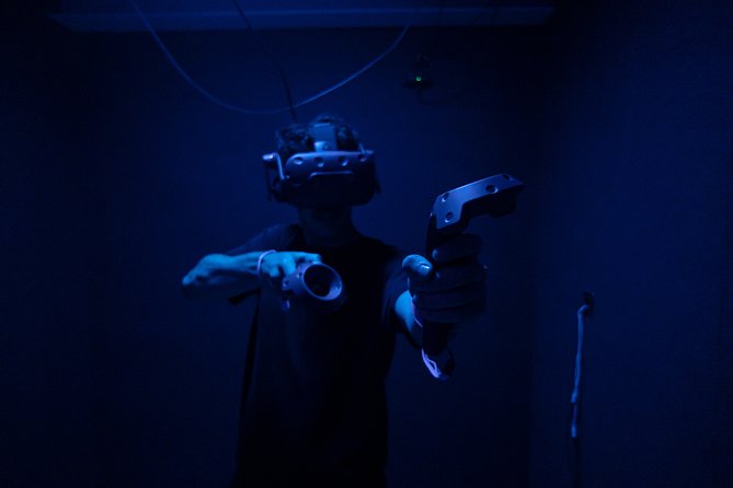 Private VR Arcade Experience in London - Immersive VR Gaming Sessions
