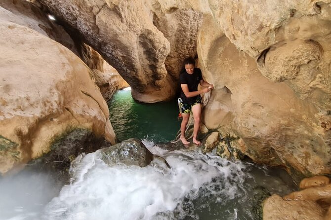 Private Wadi Shab - Bimmah Sinkhole - White Sand Beach - Full Day Tour - Cancellation Policy