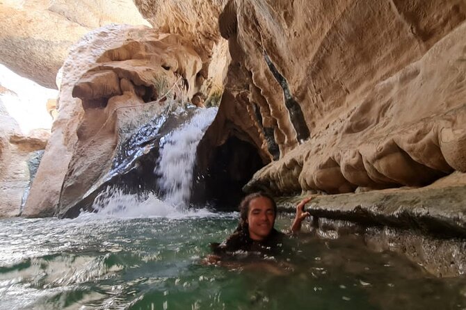 Private Wadi Shab - Bimmah Sinkhole - White Sand Beach - Full Day Tour - Reviews