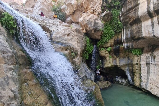Private Wadi Tiwi - Bimmah Sinkhole - White Sand Beach - Full Day Tour - Booking Information