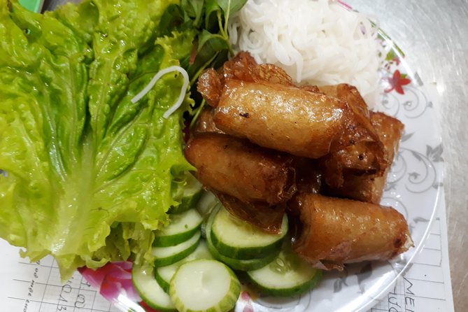 Private Walking Food Tour With Local Students - Exploring Local Pagodas