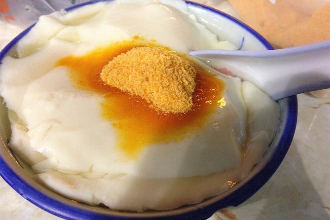 Private Walking Foodie Tour: The Best Bites of Mongkok - Accessibility and Dietary Options