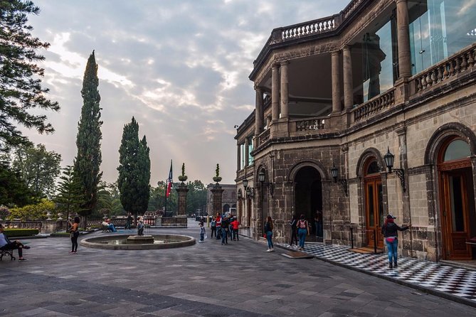 Private Walking Tour Anthropology Museum & Chapultepec Castle - Discovering Chapultepec Castles History