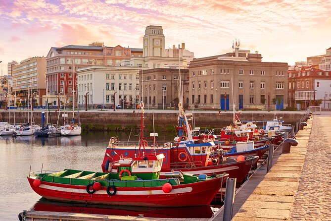 Private Walking Tour Around Coruña With Beer or Wine - Accessibility and Participation