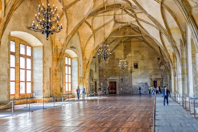 Private Walking Tour Around the Prague Castle Complex - Tips for a Memorable Experience