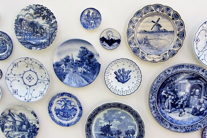 Private Walking Tour: Delfts Royal History and Pottery - Delftware: The Blue Pottery