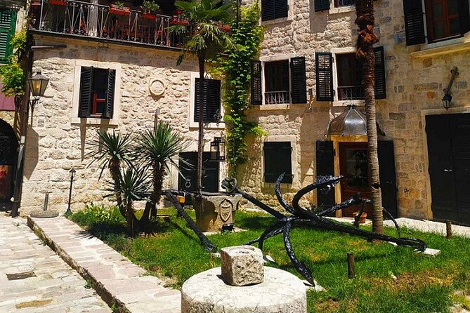 Private Walking Tour in Kotor - Itinerary