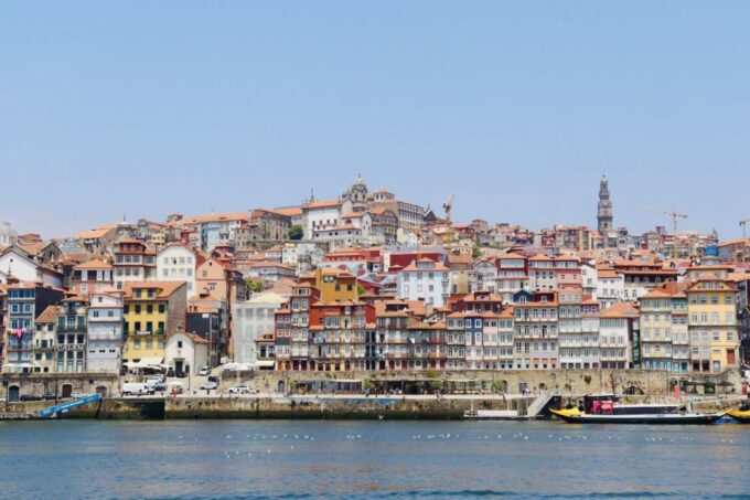 Private Walking Tour in Porto Incl. Livraria Lello Ticket - Getting to the Starting Point