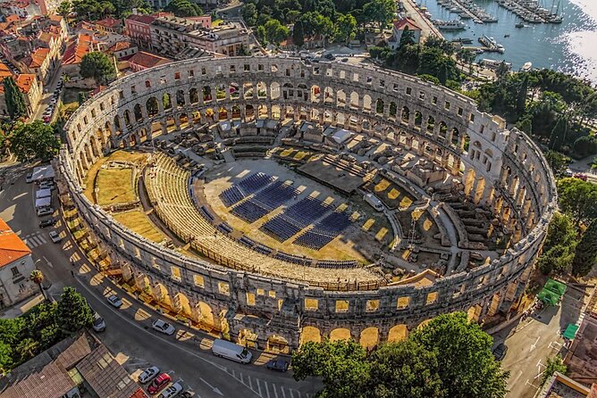 Private Walking Tour in Pula Amphitheatre - Key Points