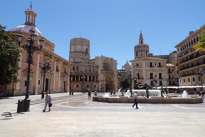Private Walking Tour in Valencia With Guide - Explore Serranos Towers