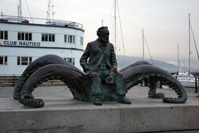 Private Walking Tour in Vigo - Accessibility and Restrictions