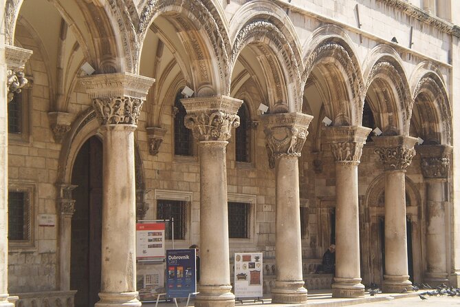 Private Walking Tour of Dubrovnik and Its Ancient Walls - Travelers Feedback