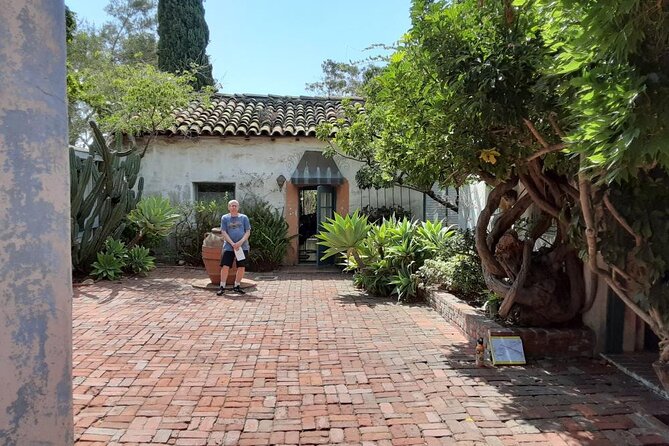 Private Walking Tour of El Pueblo Viejo in Santa Barbara - Meeting Point and Availability