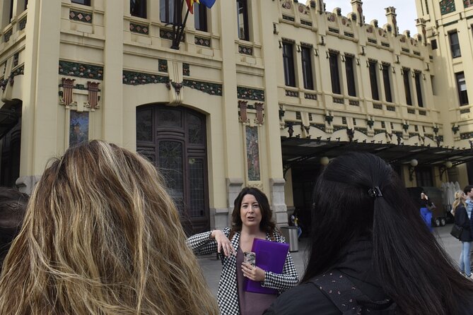 Private Walking Tour of Games and History in the Center of Valencia - Estación Del Norte